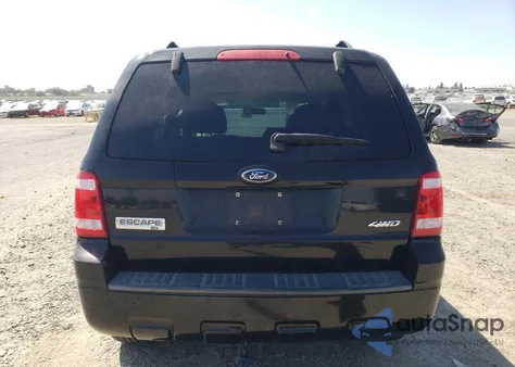 2008 Ford Escape Xlt z USA, uszkodzony, nr VIN 1FMCU93178KD65183